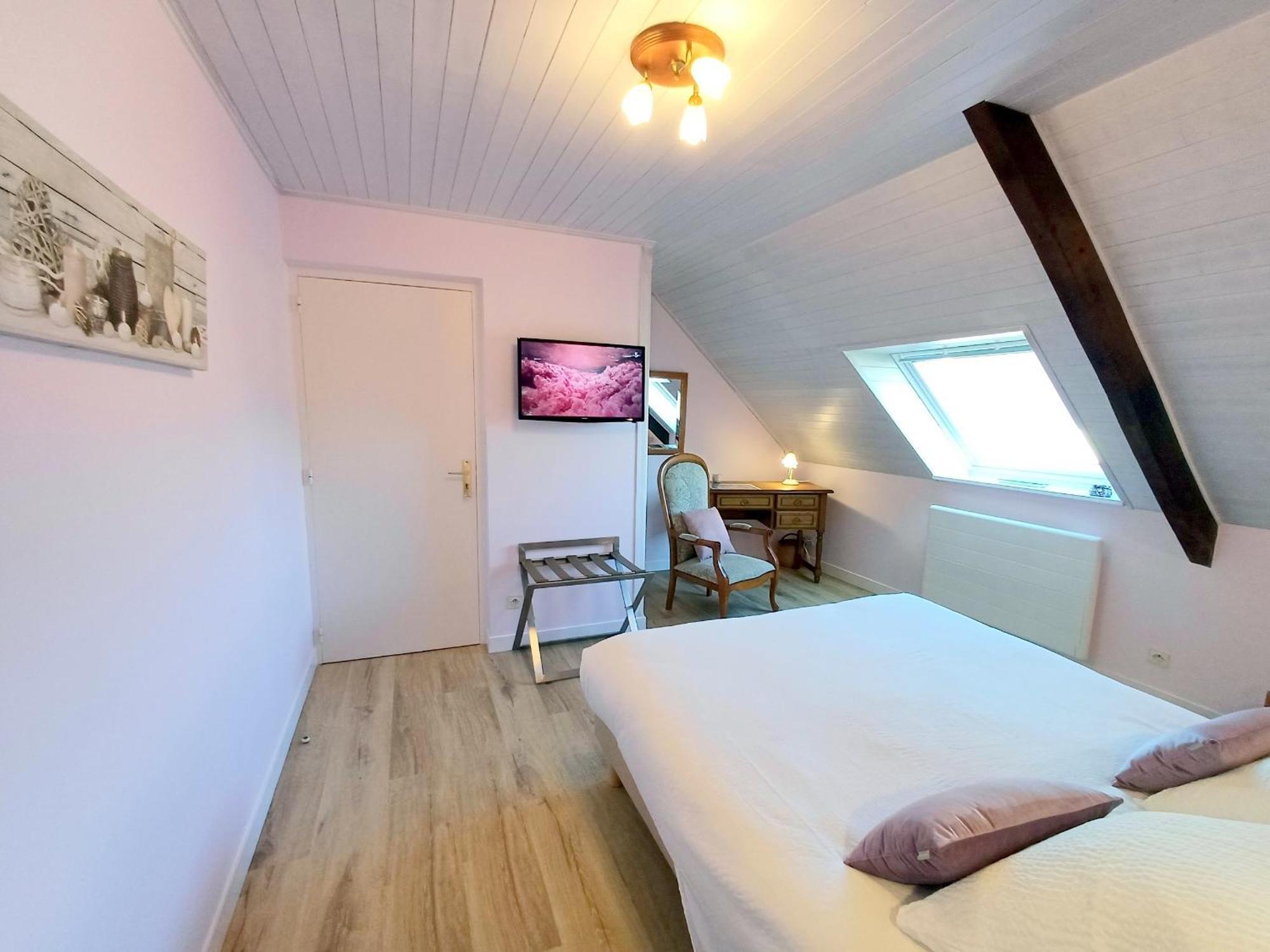 Au Calme A 10Mn Des Baies De Douarnenez Et Audierne Avec Cuisine A Disposition Mahalon Exteriör bild