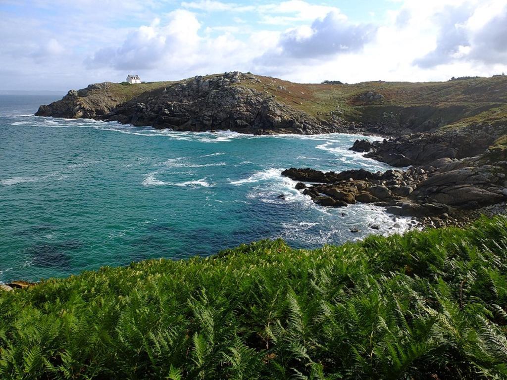 Au Calme A 10Mn Des Baies De Douarnenez Et Audierne Avec Cuisine A Disposition Mahalon Exteriör bild